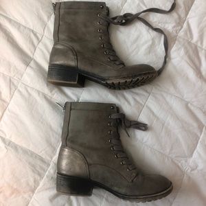 NEW Gray/ Metallic Combat Boot Size 8